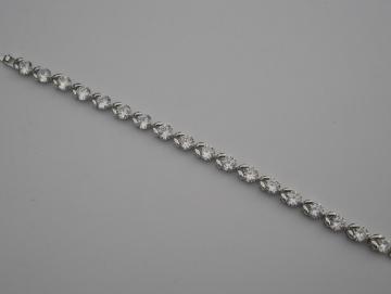 Armband aus Edelstahl mit Swarovski-Kristallen