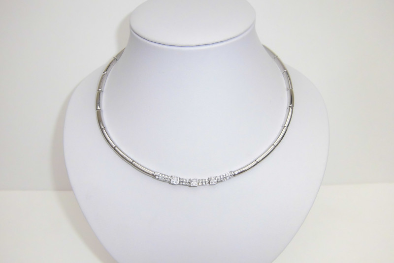 Halskette Collier mit weißem Kristall besetzt