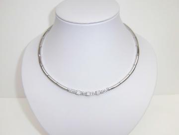 Halskette Collier mit weißem Kristall besetzt