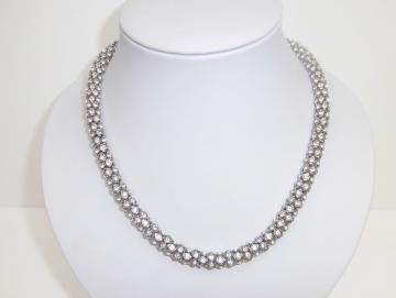 Halskette Collier rundum Kristall besetzt 47 cm lang mit Magnetverschluß