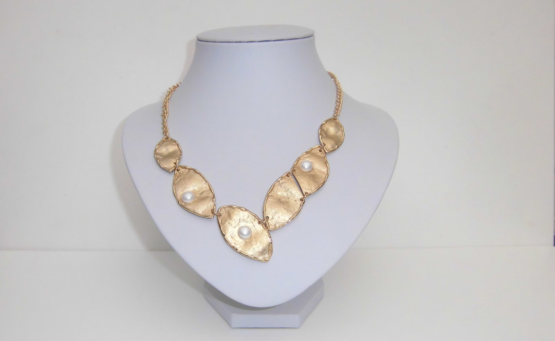 Halskette Collier vergoldet mit Perlen besetzt