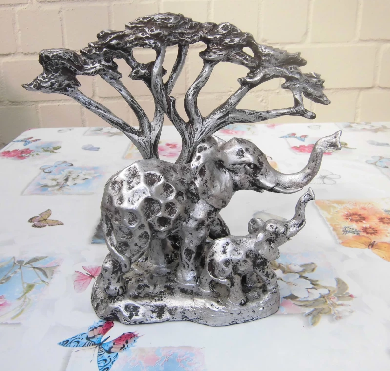 Elefanten Skulptur GILDE