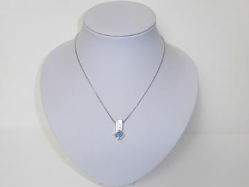Halskette Collier mit Kristallen verziert