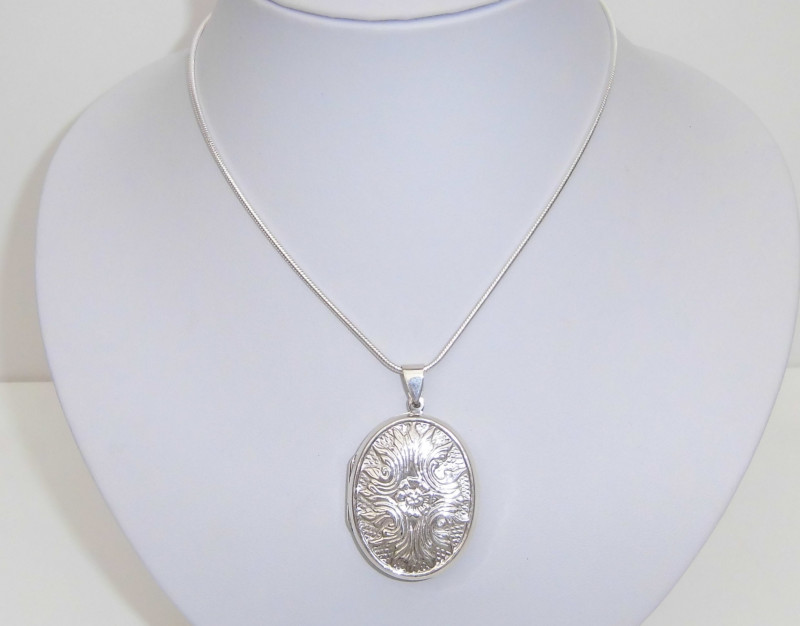 Halskette mit Medaillon 925 Sterling Silber 59 cm lang