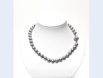 Perlenkette grau mit silberfarbigem Magnetverschluß 43 cm