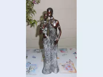 Samburu Paar GILDE Skulptur
