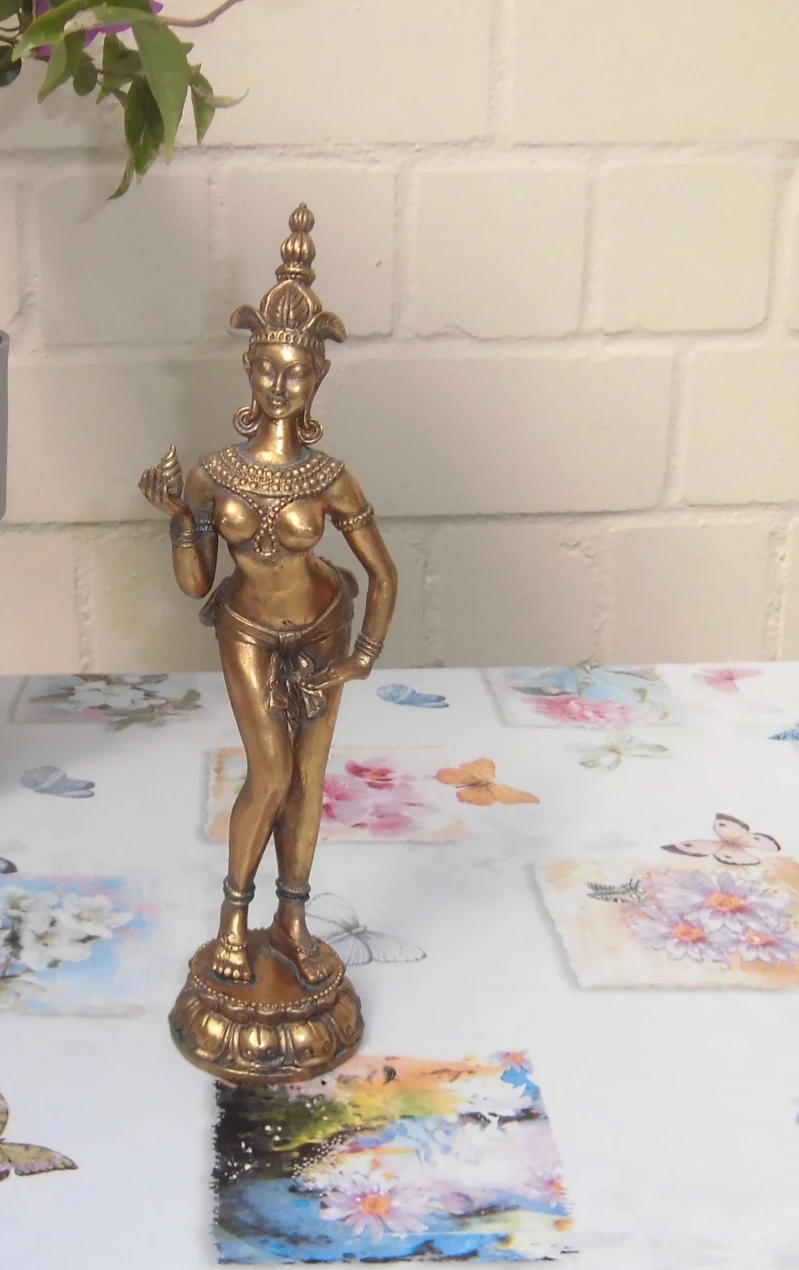 Tempeltänzerin aus Kunststein goldfarbig 29 cm hoch