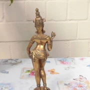 Tempeltänzerin aus Kunststein goldfarbig 29 cm hoch